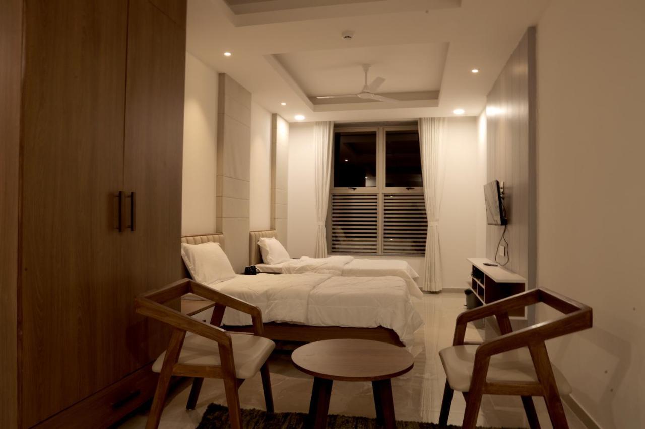 The Presidential Suites Bhuj Exterior photo